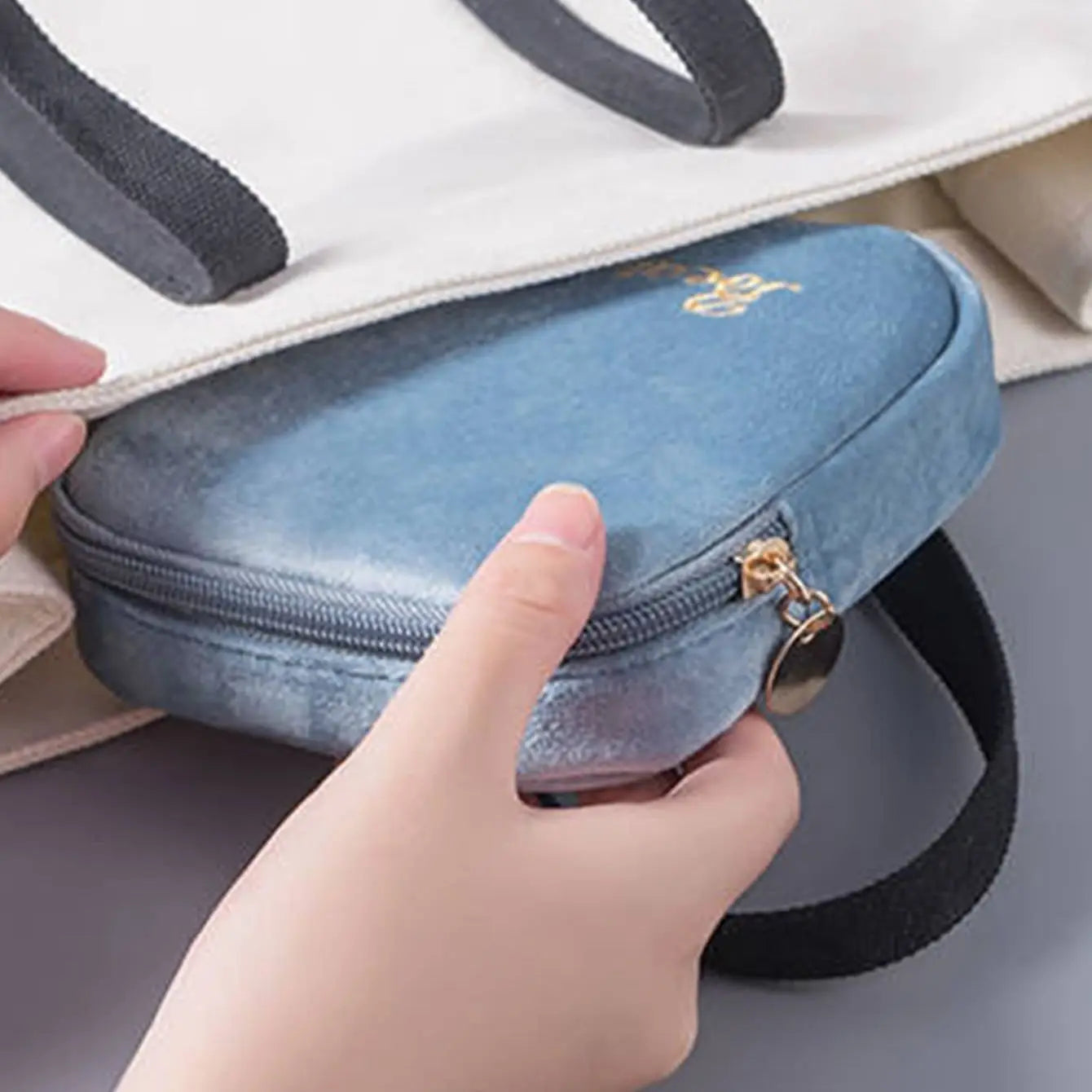 Multifunctional Pattern Sanitary Pad Bags Reusable Napkin Storage Organiser